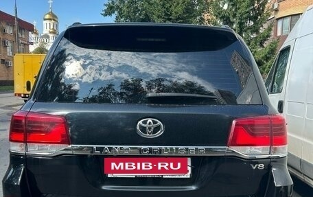 Toyota Land Cruiser 200, 2017 год, 5 999 999 рублей, 4 фотография