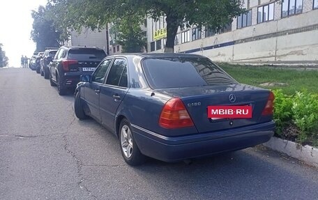 Mercedes-Benz C-Класс, 1994 год, 280 000 рублей, 5 фотография