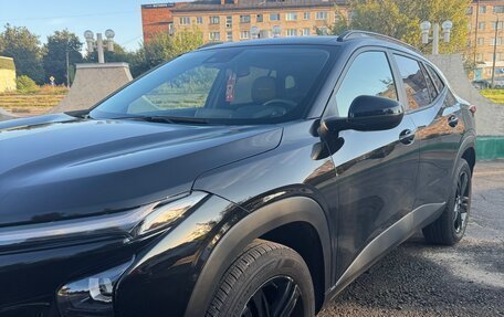 Chevrolet Trax, 2023 год, 1 950 000 рублей, 4 фотография