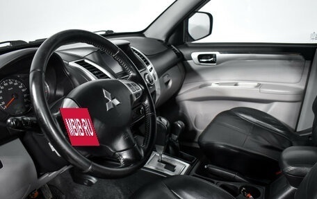 Mitsubishi Pajero Sport II рестайлинг, 2014 год, 1 665 000 рублей, 9 фотография