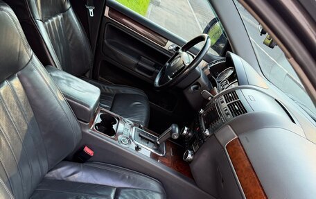 Volkswagen Touareg III, 2008 год, 900 000 рублей, 10 фотография