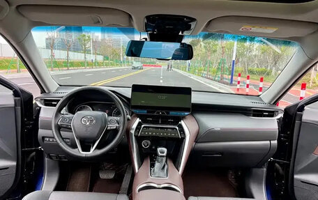 Toyota Harrier, 2022 год, 3 885 300 рублей, 14 фотография