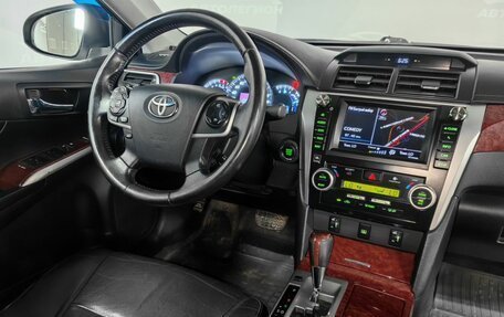 Toyota Camry, 2013 год, 1 920 000 рублей, 13 фотография