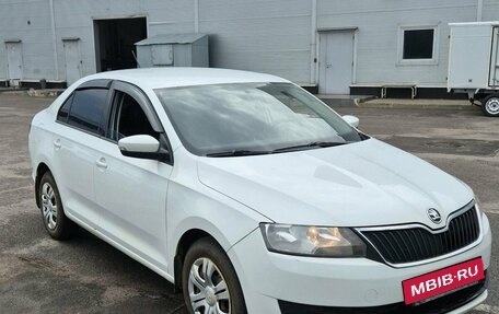 Skoda Rapid I, 2018 год, 915 000 рублей, 2 фотография