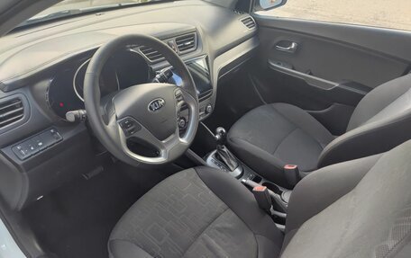 KIA Rio III рестайлинг, 2015 год, 870 000 рублей, 20 фотография