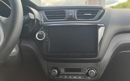 KIA Rio III рестайлинг, 2015 год, 870 000 рублей, 18 фотография