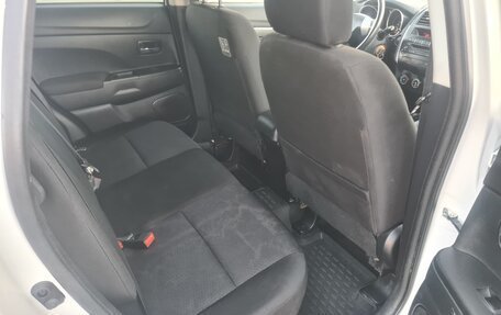 Mitsubishi ASX I рестайлинг, 2010 год, 1 000 000 рублей, 10 фотография
