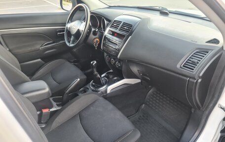 Mitsubishi ASX I рестайлинг, 2010 год, 1 000 000 рублей, 11 фотография