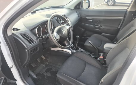 Mitsubishi ASX I рестайлинг, 2010 год, 1 000 000 рублей, 14 фотография