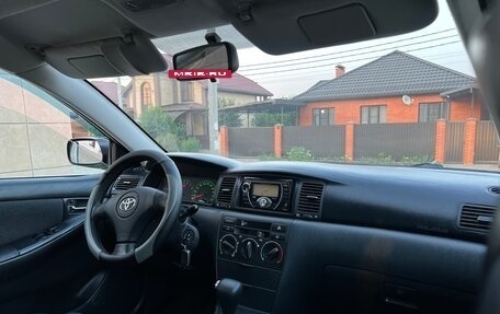 Toyota Corolla, 2004 год, 490 000 рублей, 15 фотография