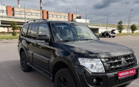 Mitsubishi Pajero IV, 2013 год, 2 600 000 рублей, 1 фотография