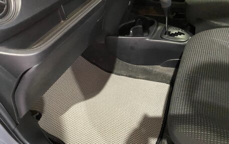Toyota Vitz, 2019 год, 990 000 рублей, 6 фотография
