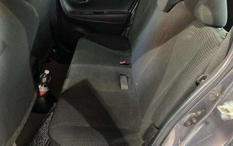 Toyota Vitz, 2019 год, 990 000 рублей, 8 фотография