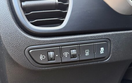 KIA Rio IV, 2021 год, 1 750 000 рублей, 22 фотография