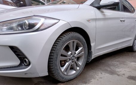Hyundai Elantra VI рестайлинг, 2018 год, 1 400 000 рублей, 7 фотография