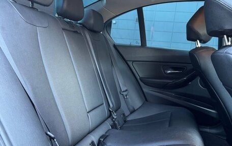 BMW 3 серия, 2013 год, 1 800 000 рублей, 32 фотография