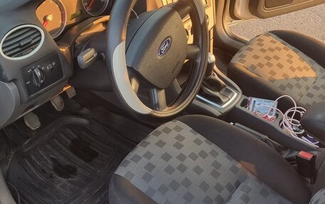Ford Focus II рестайлинг, 2005 год, 400 000 рублей, 11 фотография
