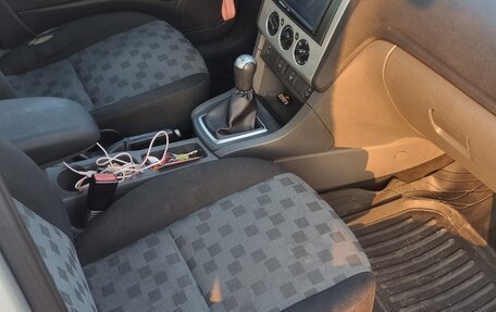 Ford Focus II рестайлинг, 2005 год, 400 000 рублей, 9 фотография