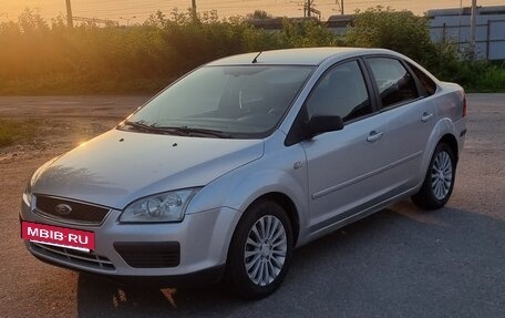 Ford Focus II рестайлинг, 2005 год, 400 000 рублей, 3 фотография