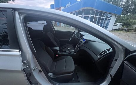 Hyundai Sonata VI, 2010 год, 649 000 рублей, 16 фотография