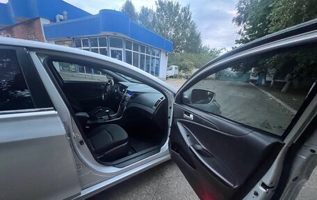 Hyundai Sonata VI, 2010 год, 649 000 рублей, 13 фотография