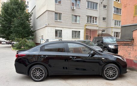 KIA Rio IV, 2017 год, 1 250 000 рублей, 3 фотография