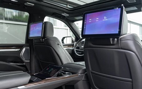 Cadillac Escalade V, 2026 год, 20 990 000 рублей, 32 фотография