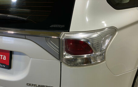Mitsubishi Outlander III рестайлинг 3, 2013 год, 1 400 000 рублей, 8 фотография