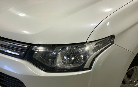 Mitsubishi Outlander III рестайлинг 3, 2013 год, 1 400 000 рублей, 9 фотография
