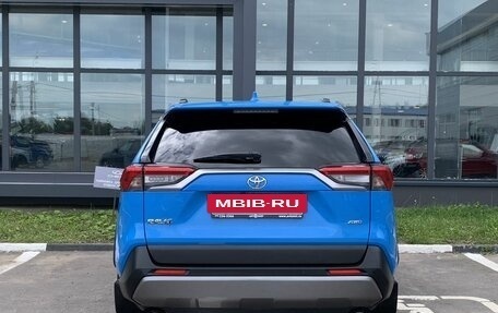 Toyota RAV4, 2020 год, 3 999 000 рублей, 5 фотография