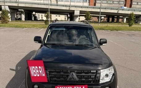 Mitsubishi Pajero IV, 2013 год, 2 600 000 рублей, 4 фотография