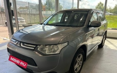 Mitsubishi Outlander III рестайлинг 3, 2013 год, 1 099 000 рублей, 1 фотография
