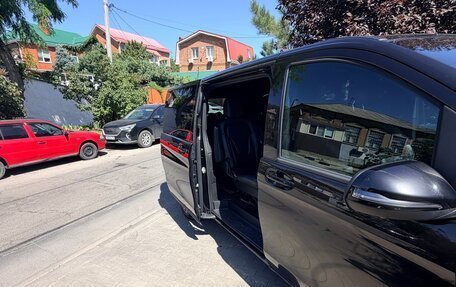 Mercedes-Benz V-Класс, 2016 год, 3 290 000 рублей, 10 фотография