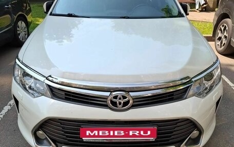Toyota Camry, 2015 год, 2 150 000 рублей, 8 фотография
