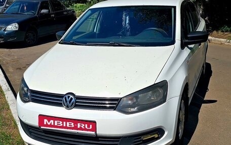 Volkswagen Polo VI (EU Market), 2012 год, 750 000 рублей, 2 фотография
