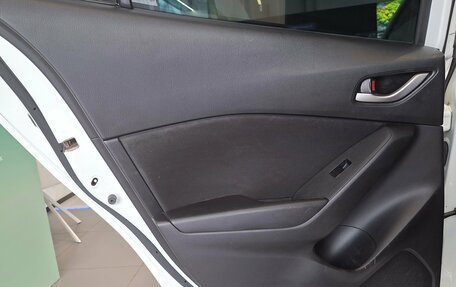 Mazda 3, 2014 год, 1 170 000 рублей, 24 фотография