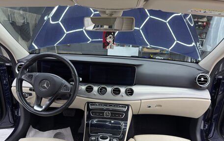 Mercedes-Benz E-Класс, 2018 год, 2 300 000 рублей, 16 фотография