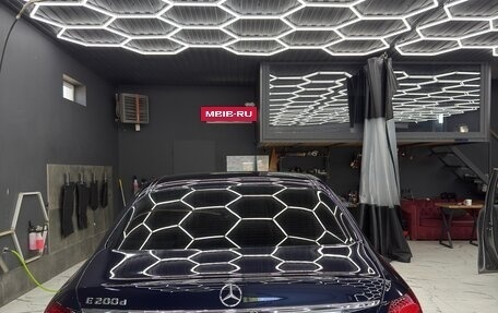 Mercedes-Benz E-Класс, 2018 год, 2 300 000 рублей, 7 фотография