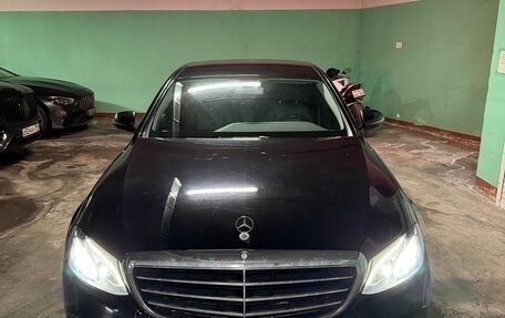 Mercedes-Benz E-Класс, 2016 год, 2 450 000 рублей, 5 фотография