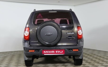 Chevrolet Niva I рестайлинг, 2014 год, 569 990 рублей, 6 фотография