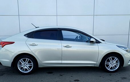 Hyundai Solaris II рестайлинг, 2018 год, 1 350 000 рублей, 4 фотография