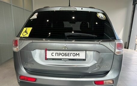 Mitsubishi Outlander III рестайлинг 3, 2013 год, 1 099 000 рублей, 6 фотография