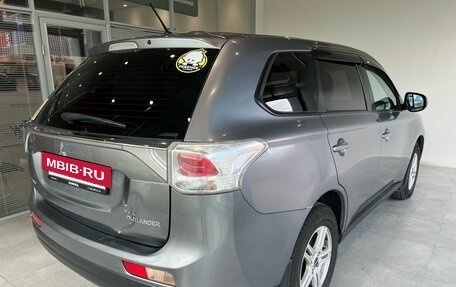 Mitsubishi Outlander III рестайлинг 3, 2013 год, 1 099 000 рублей, 5 фотография