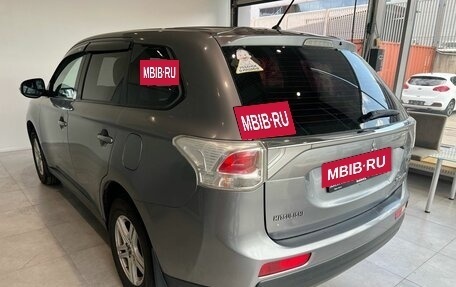 Mitsubishi Outlander III рестайлинг 3, 2013 год, 1 099 000 рублей, 7 фотография