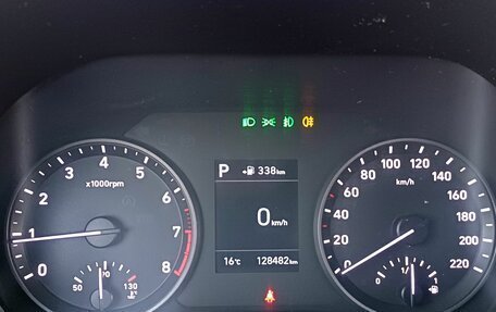 Hyundai Solaris II рестайлинг, 2018 год, 1 350 000 рублей, 19 фотография