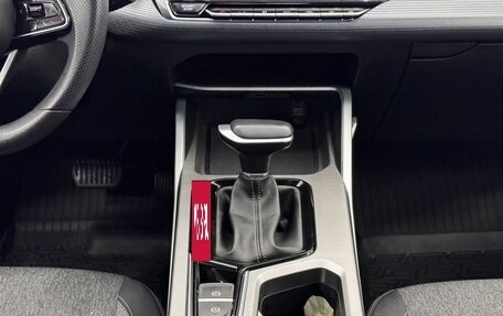 Geely Emgrand, 2024 год, 1 680 000 рублей, 8 фотография