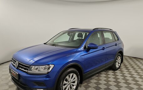 Volkswagen Tiguan II, 2020 год, 2 175 000 рублей, 1 фотография