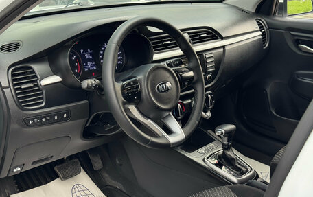 KIA Rio IV, 2019 год, 1 363 000 рублей, 8 фотография