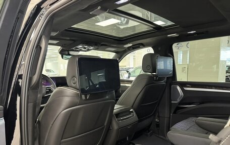 Cadillac Escalade V, 2025 год, 22 000 000 рублей, 14 фотография
