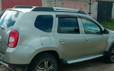 Renault Duster I рестайлинг, 2013 год, 860 000 рублей, 2 фотография